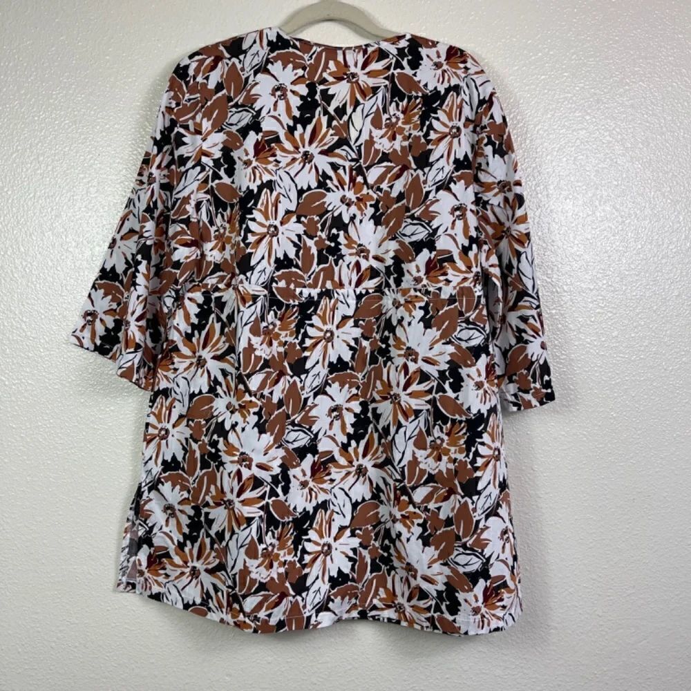 IT Figures Swimsuit Cover Women's size L Brown White Floral Empire Waist NWT's - Picture 2 of 6